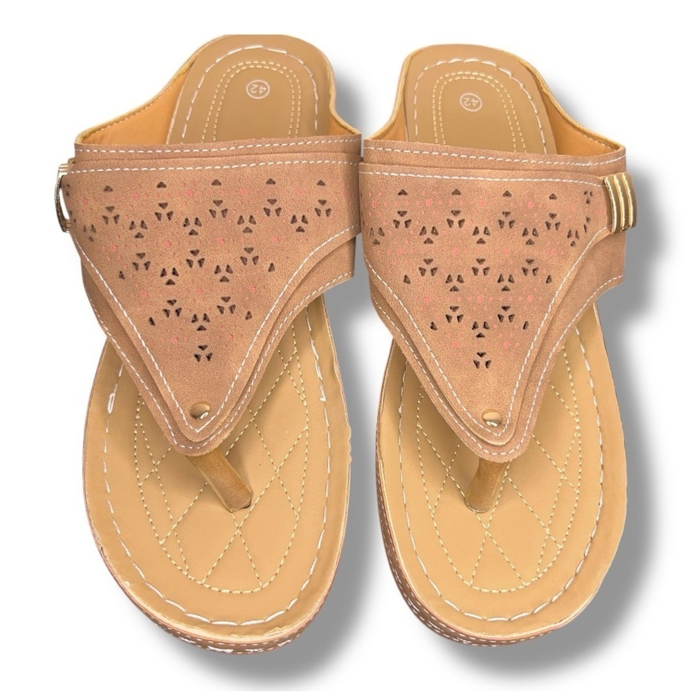 Size 10 Women’s Tan Brown Sandals Mesh Top Breathable Lightweight Comfort